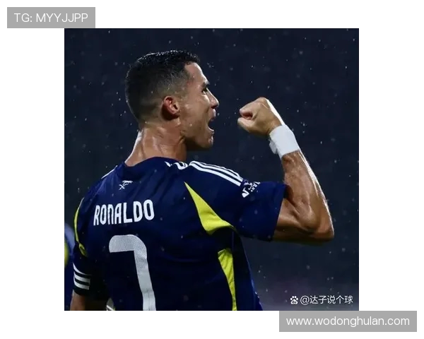 新月 CEO 直言:租借 C 罗?签下死敌王牌违背足球常识(1) 新月 CEO 直言:租借 C 罗?签下死敌王牌违背足球常识(1)